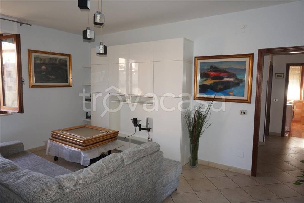 Appartamento in vendita a Città della Pieve via Sardegna, 3