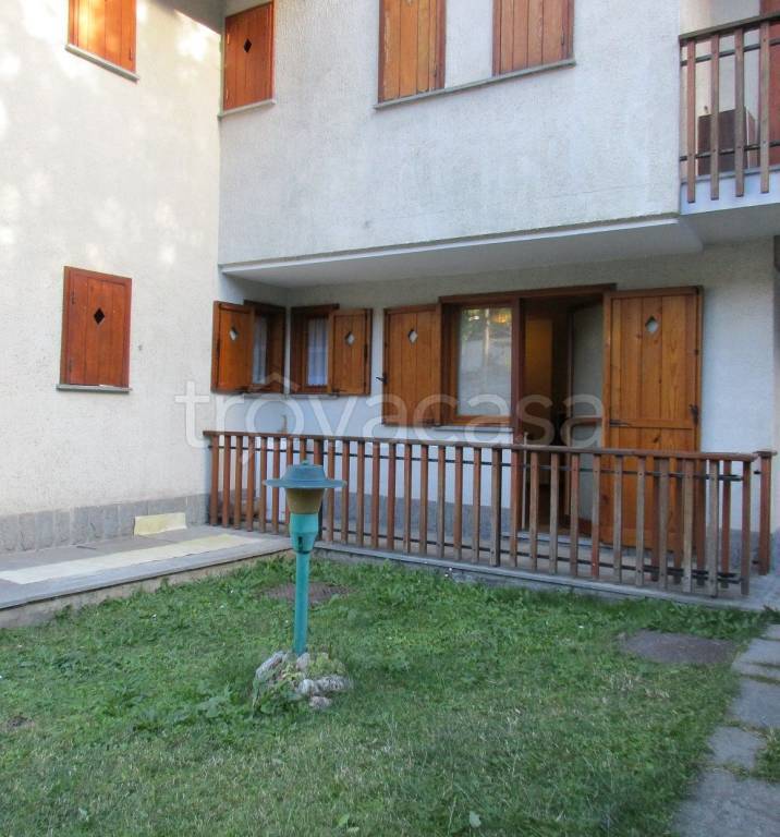 Appartamento in vendita a Bardonecchia via Montello, 6