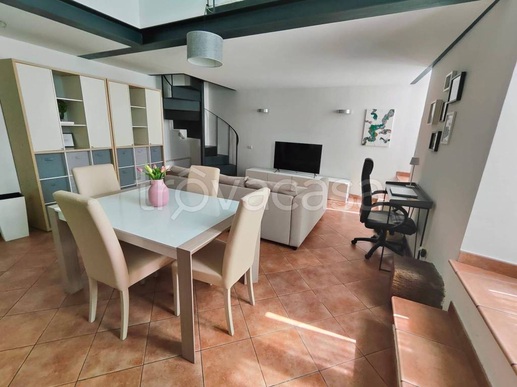 Appartamento in in vendita da privato a Terni via Barnaba Manassei, 22