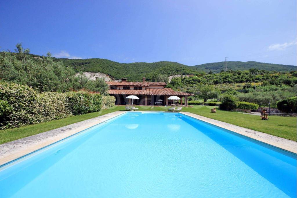Villa Bifamiliare in in vendita da privato a Cittaducale via Terme di Vespasiano, 1