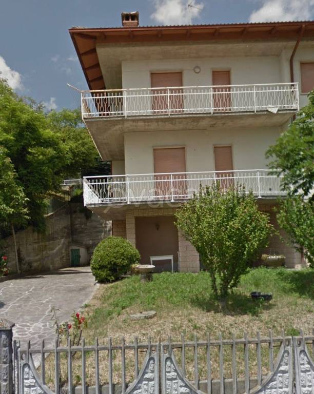 Appartamento in in vendita da privato a Polinago via dei Raseni