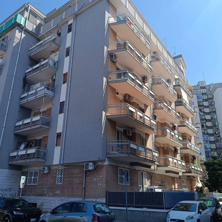 Attico in in vendita da privato a Taranto via Lazio, 100