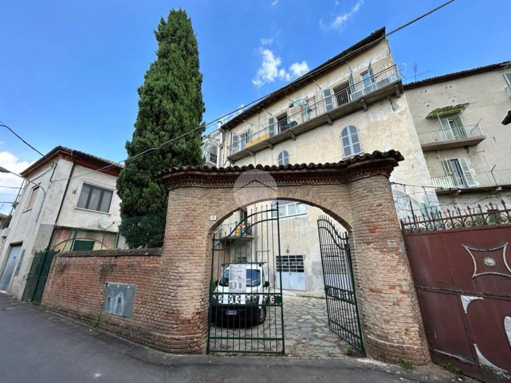 Casa Indipendente in vendita a Montemagno via Roma, 4