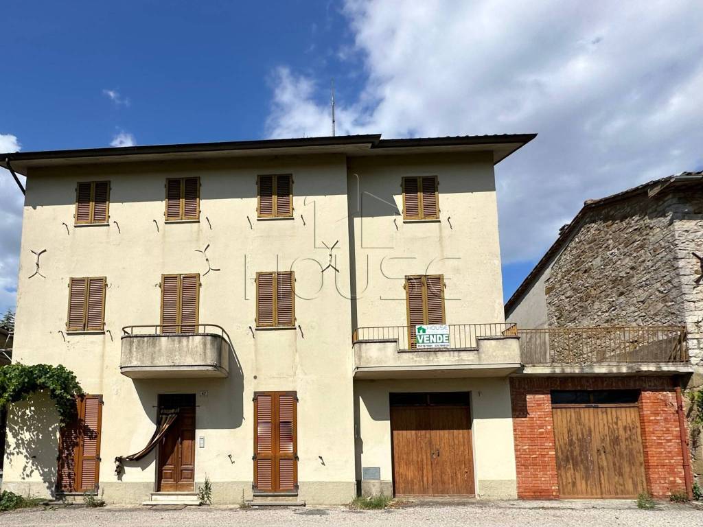 Casa Indipendente in vendita a Città di Castello via Nove Martiri, 47