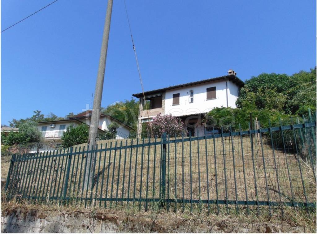 Villa Bifamiliare in vendita a Broni via Montegrappa