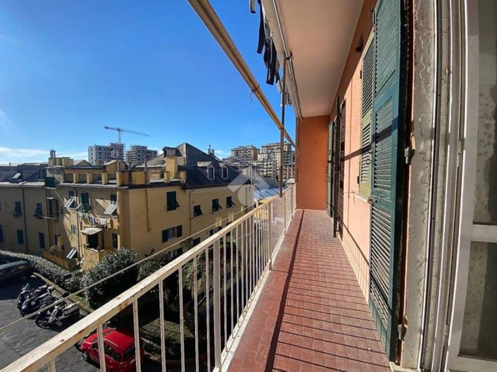 Appartamento in vendita a Genova via Santa Maria del Priano
