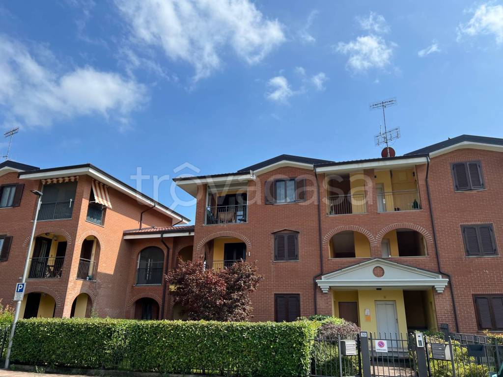 Appartamento in vendita a Strambino via Monte Rosa 32
