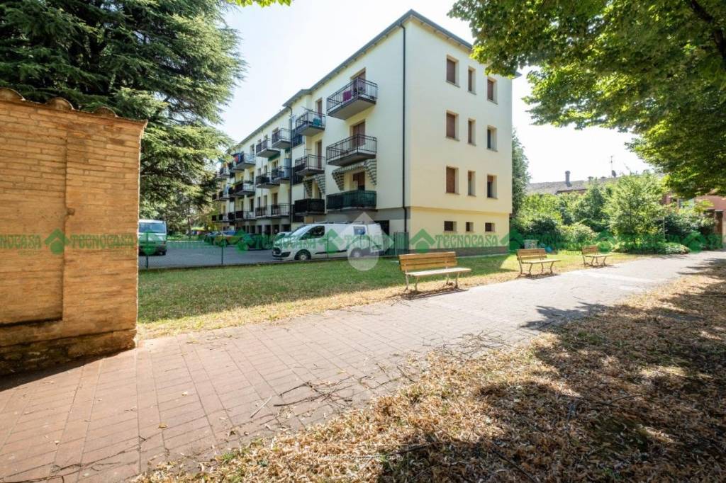 Appartamento in vendita a Valsamoggia viale Palmiro Togliatti, 10