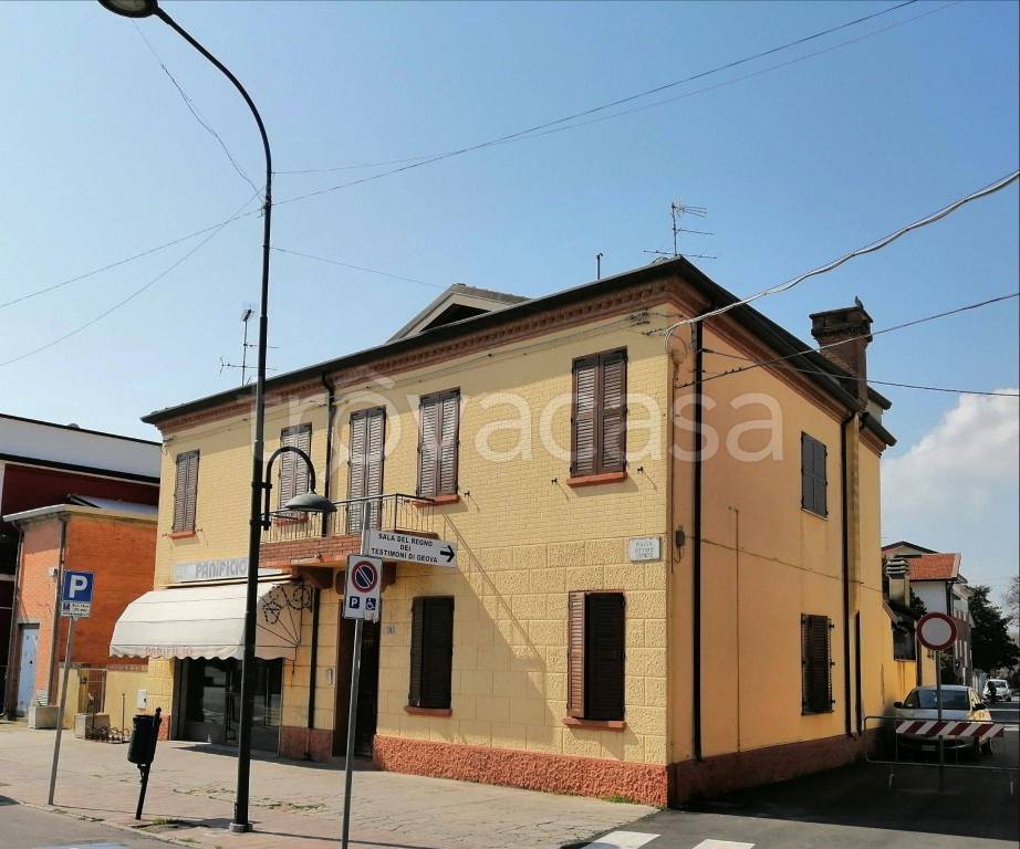 Villa Bifamiliare in in vendita da privato a Lagosanto piazza Vittorio Veneto, 2