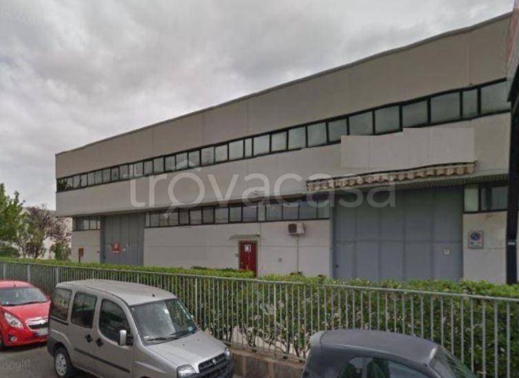 Capannone Industriale in vendita a Viterbo str. Poggino 65