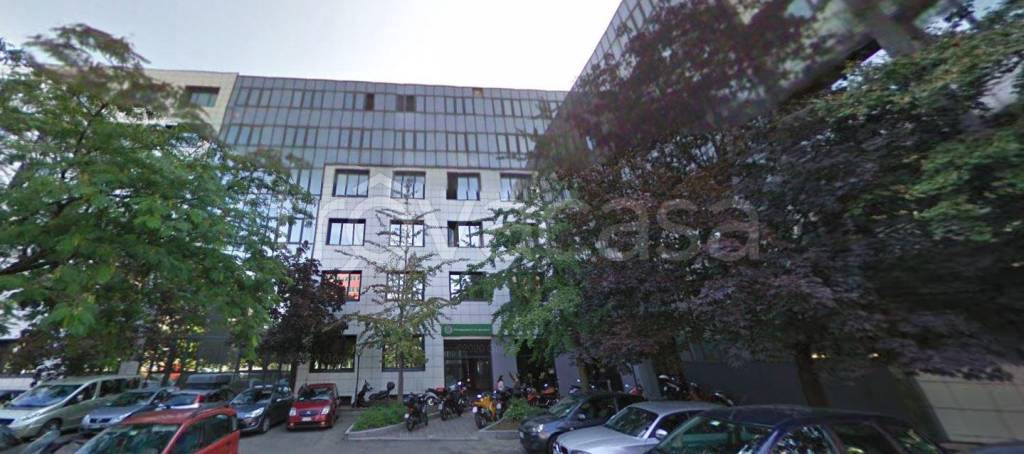 Ufficio in vendita a Milano via giovanni durando 38