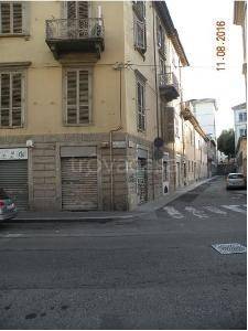 Negozio in vendita a Torino via Maria Ausiliatrice, n. 43