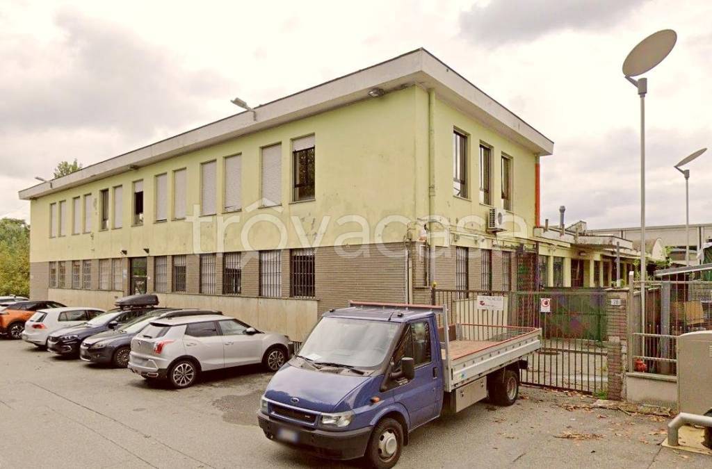 Capannone Industriale in vendita a Borgaro Torinese via piemonte 30