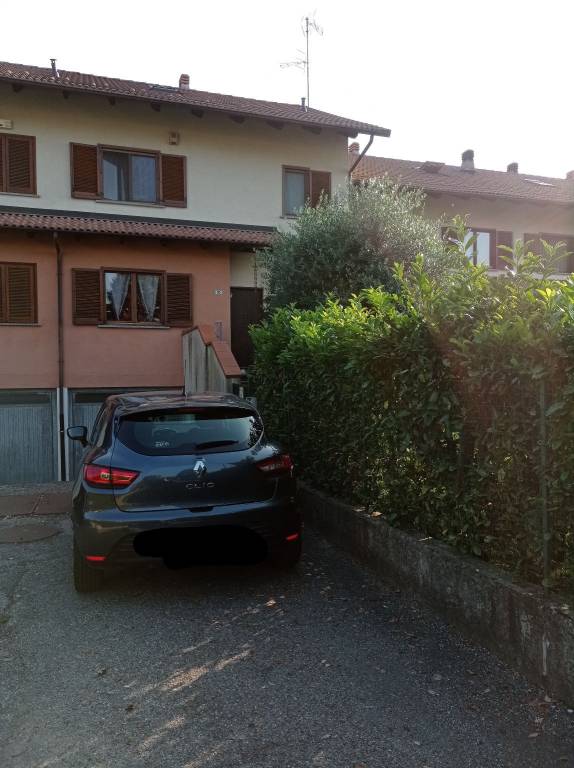 Villa a Schiera in in vendita da privato a Cumiana via Luigi Foscolo Benedetto, 10