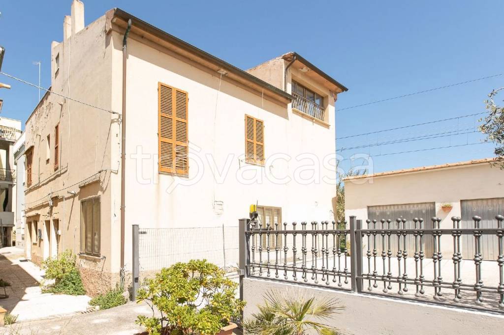 Casa Indipendente in vendita a Potenza Picena via Dante Alighieri 1/via caront