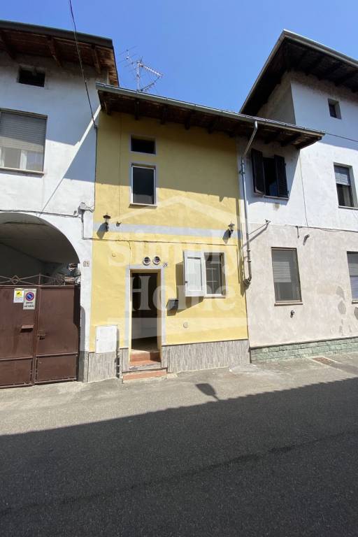Casa Indipendente in vendita a Palazzolo Vercellese via Antonio Gramsci, 26