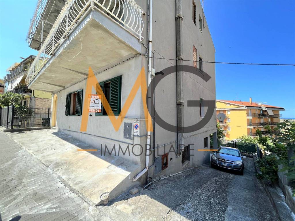 Appartamento in vendita a Montenero di Bisaccia via Vittorio Argentieri