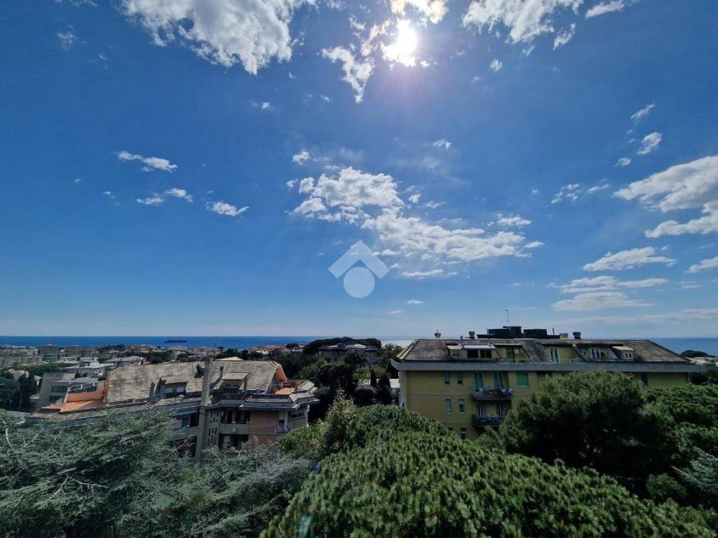Appartamento in vendita a Genova appartamento Via Prasca, 5