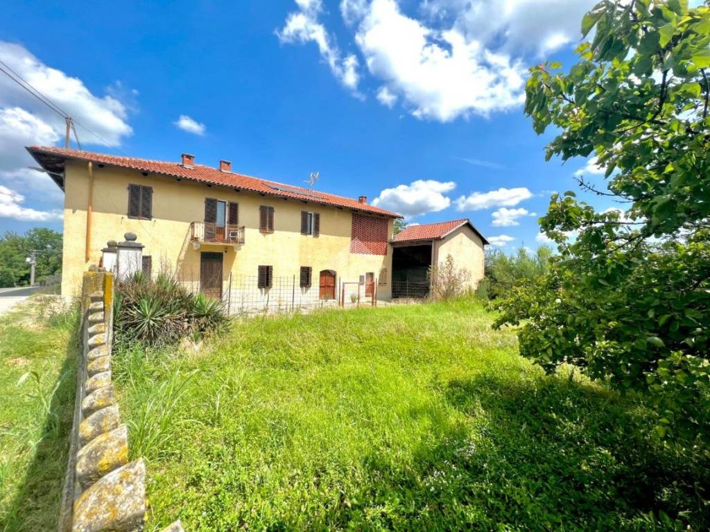 Casa Indipendente in vendita a Piovà Massaia frazione San Pietro, 2