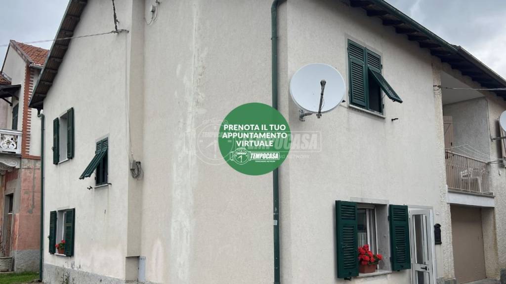 Appartamento in vendita a Bardineto via Roma 27