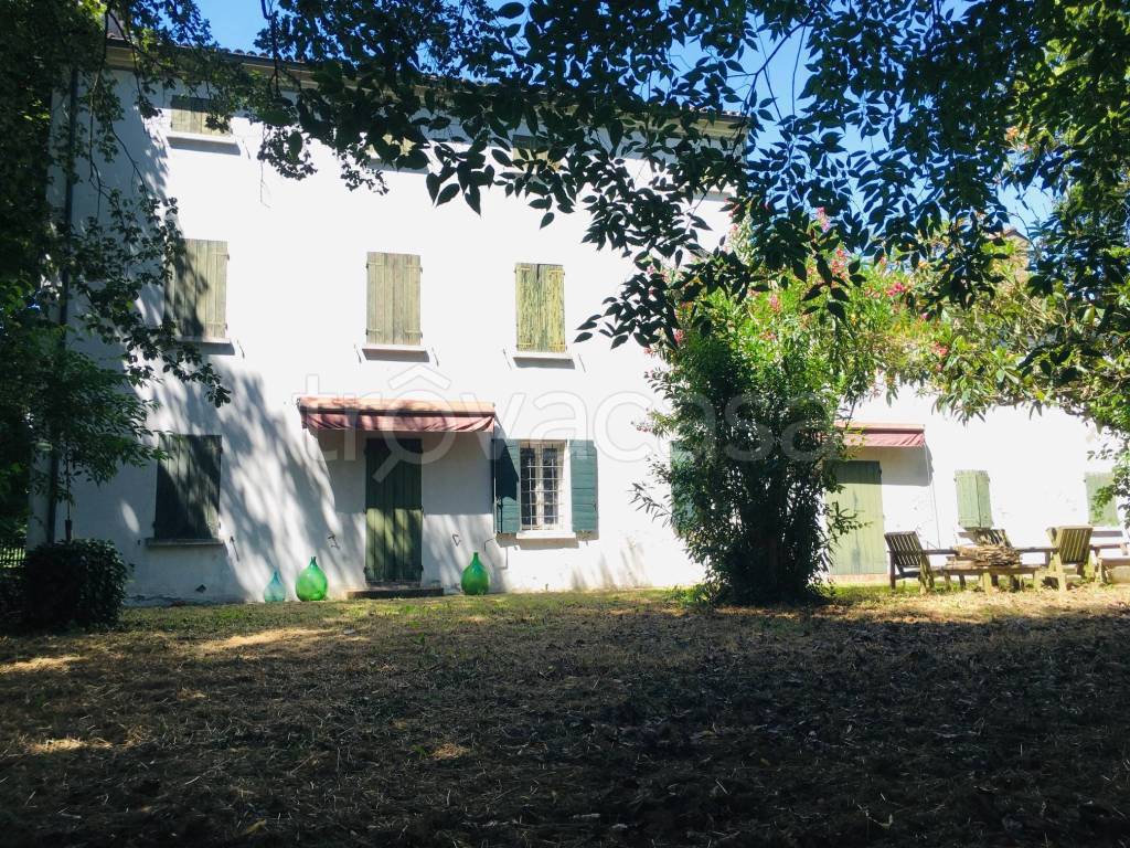 Casa Indipendente in vendita a Vigarano Mainarda via Guglielmo Marconi, 7