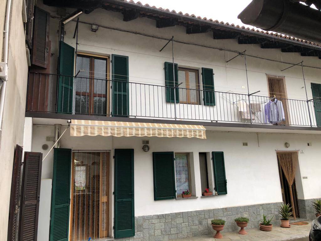 Casa Indipendente in vendita ad Alba corso Canale