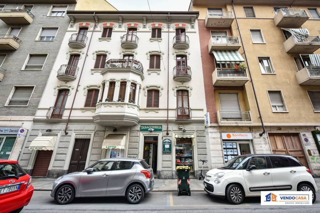 Magazzino in vendita a Torino via San Donato, 64