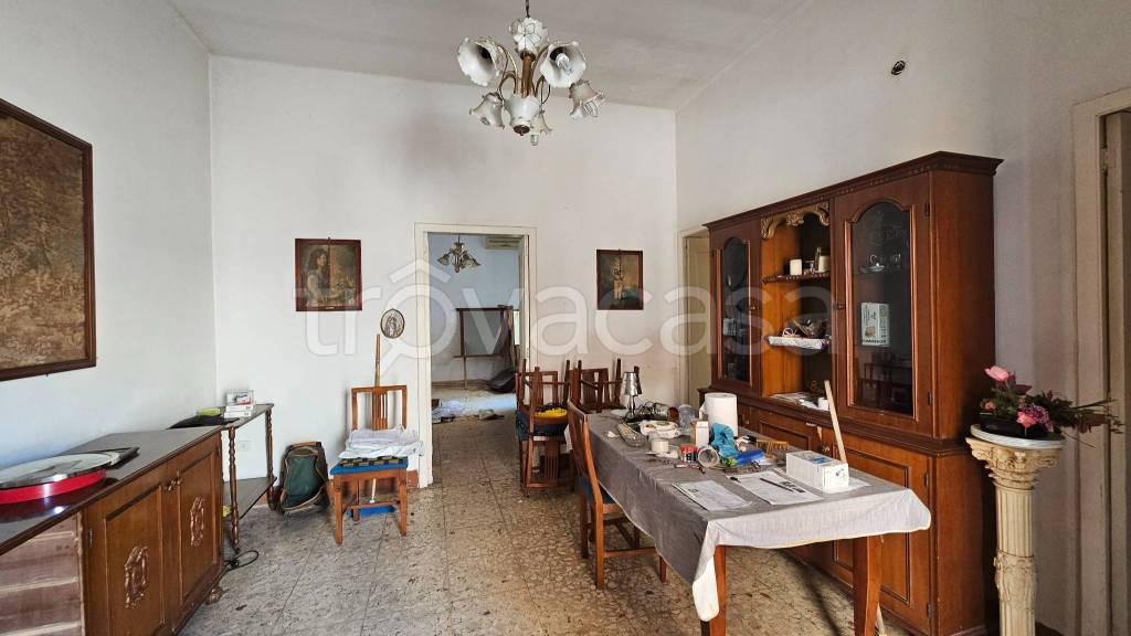 Appartamento in vendita a Galatone via Romolo Murri