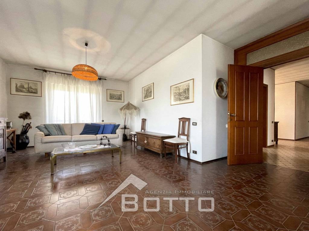 Villa a Schiera in vendita a Boca via Partigiani, 20