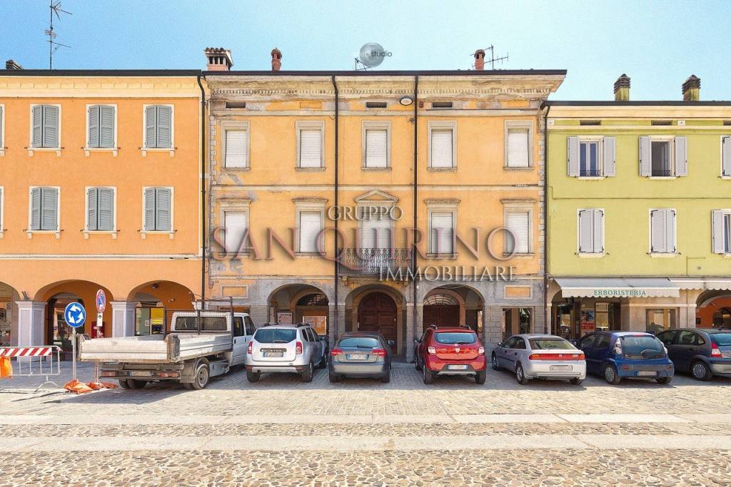 Casa Indipendente in vendita a Campagnola Emilia piazza Roma, 52