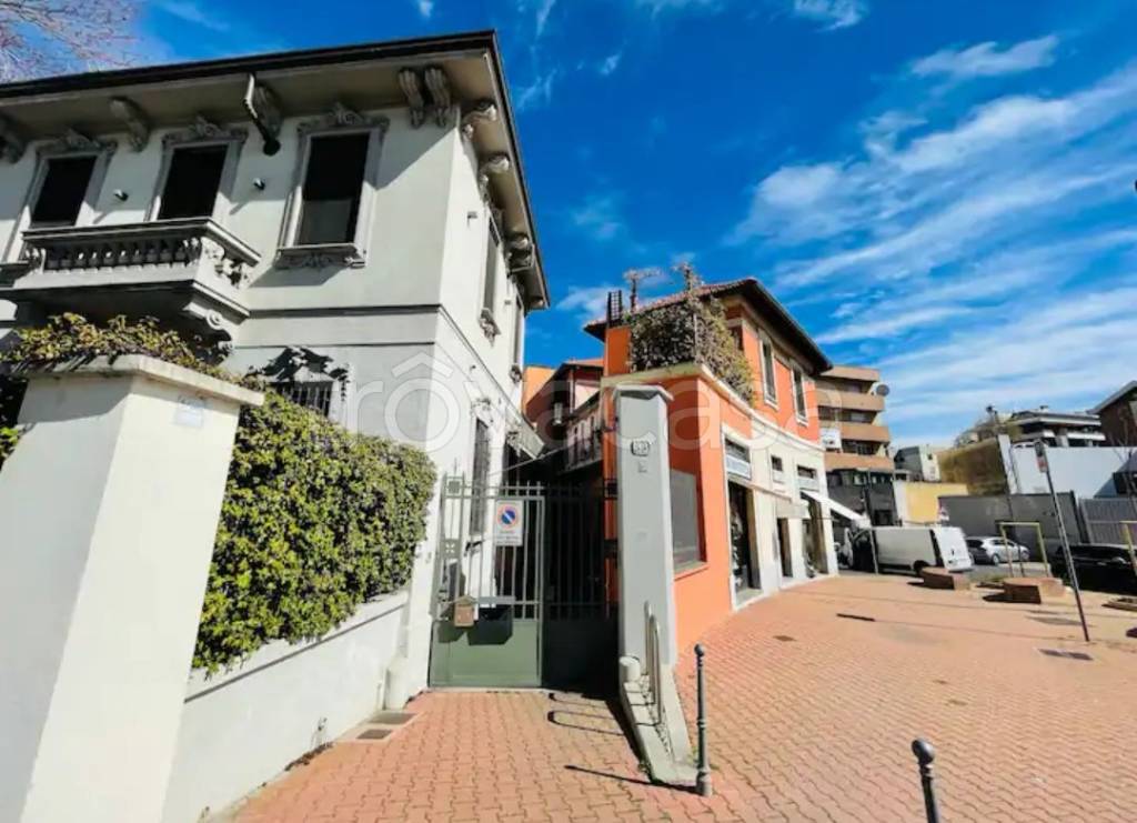Appartamento in vendita a Milano via della Chiesa Rossa, 33