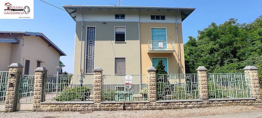 Casa Indipendente in vendita a Cossato via Spinei, 9