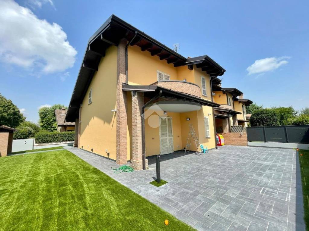 Villa in vendita a Fiorenzuola d'Arda viale guttenberg, 28