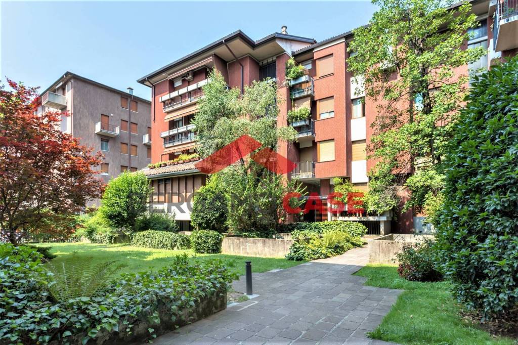 Appartamento in vendita a Bergamo via dei Cappuccini, 13