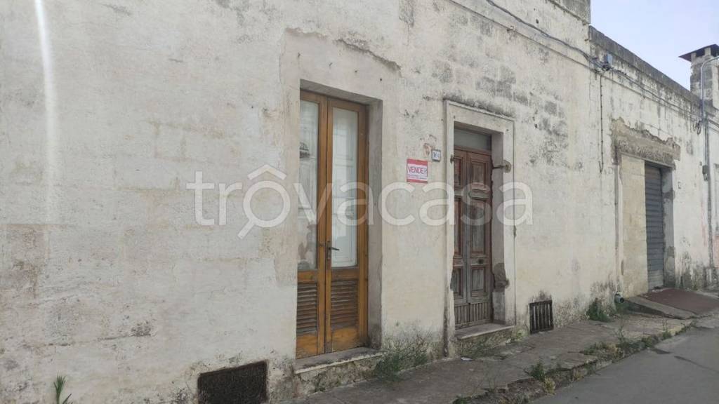 Casa Indipendente in vendita a Sava via Caraccio, 104