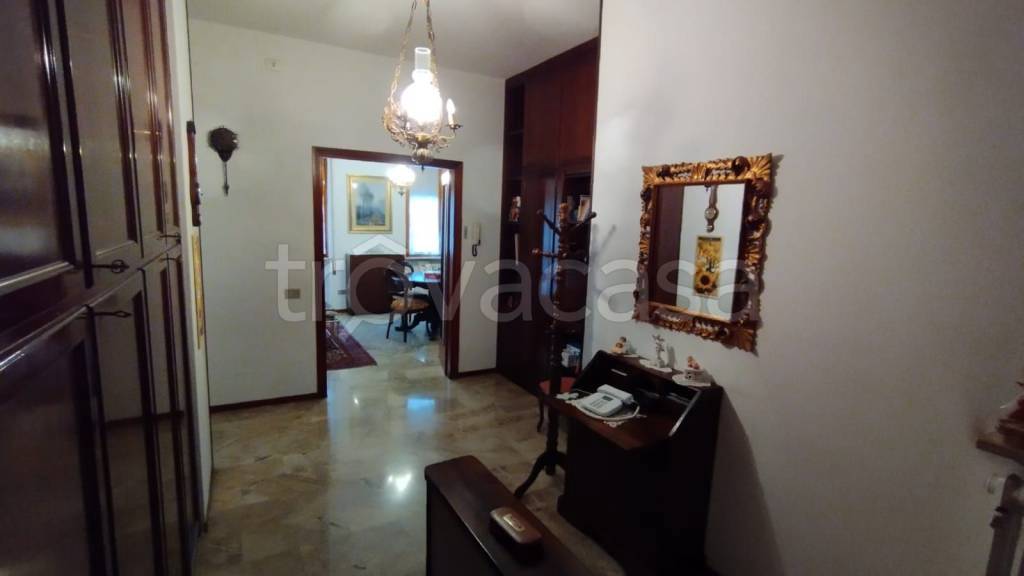 Appartamento in in vendita da privato a Voghera via Piemonte, 38