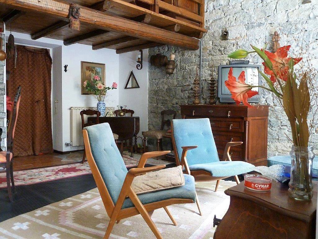 Appartamento in vendita a Premia frazione Rivasco, 35