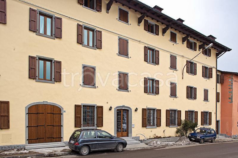 Appartamento in vendita a Fiumalbo strada Statale dell'Abetone e del Brennero