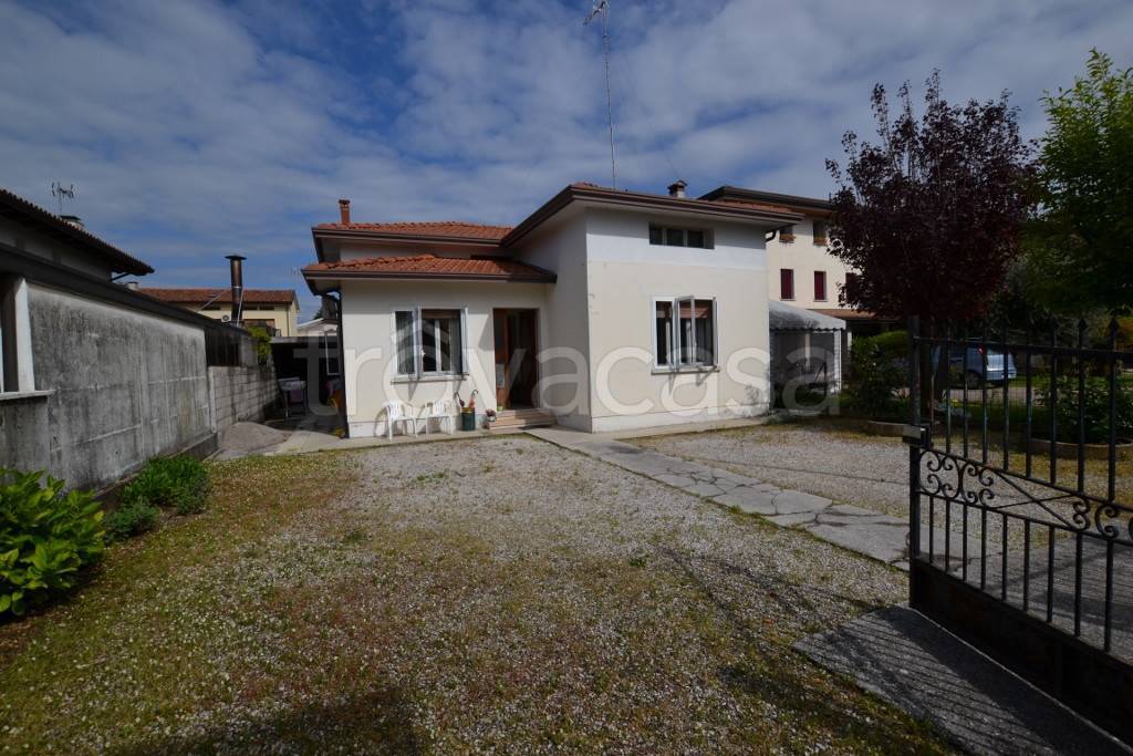 Villa in vendita a Cordenons via Giovanni Boccaccio, 10