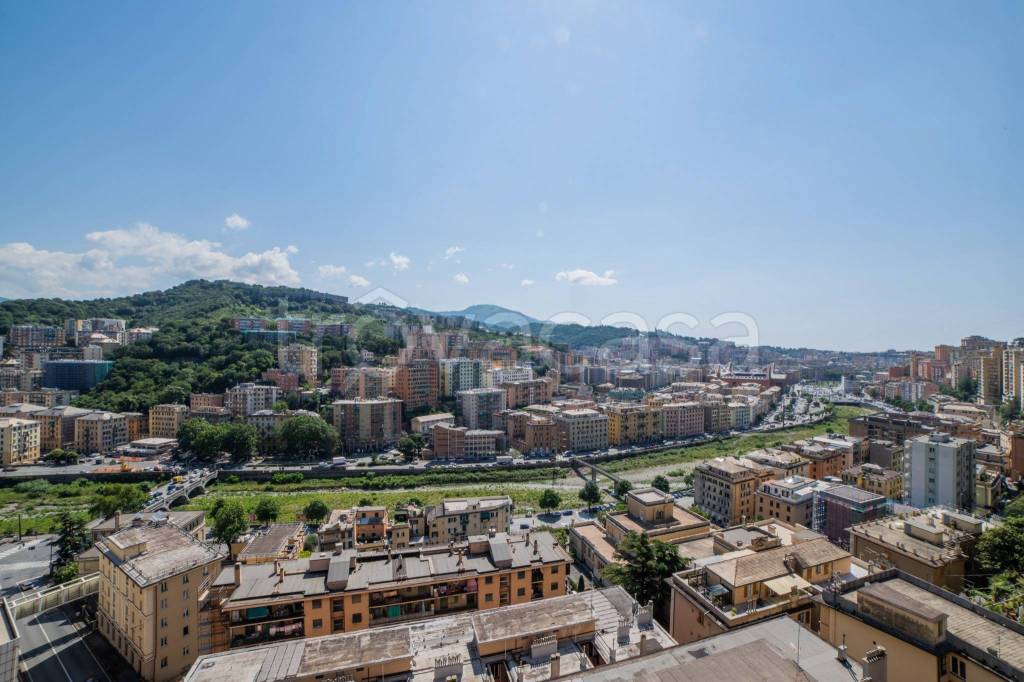 Appartamento in vendita a Genova via Antonio Burlando, 23
