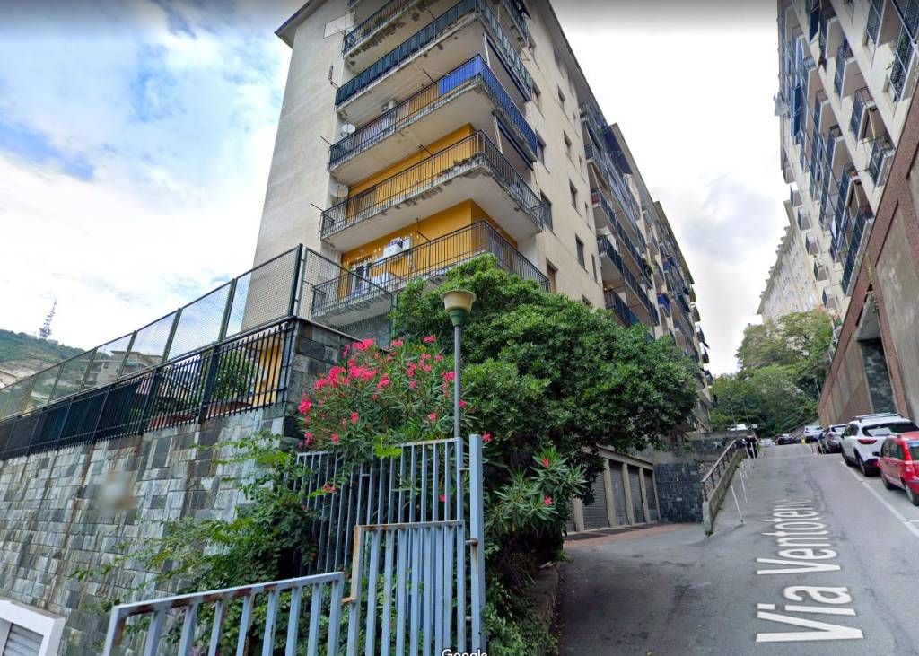 Appartamento in vendita a Genova via Ventotene