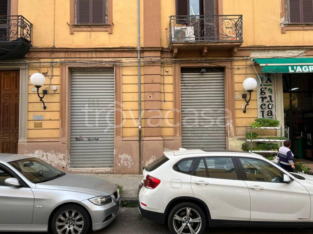 Negozio in in affitto da privato a Cosenza via Piave, 10
