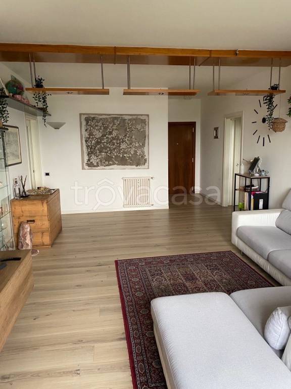 Appartamento in in vendita da privato a Castelfranco Veneto via Romagna, 38