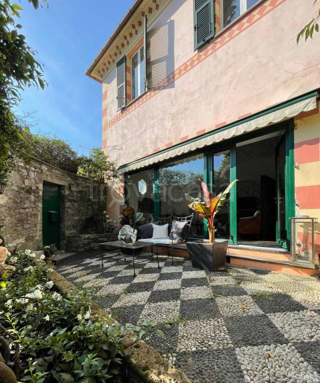 Villa in vendita a Rapallo via San Michele