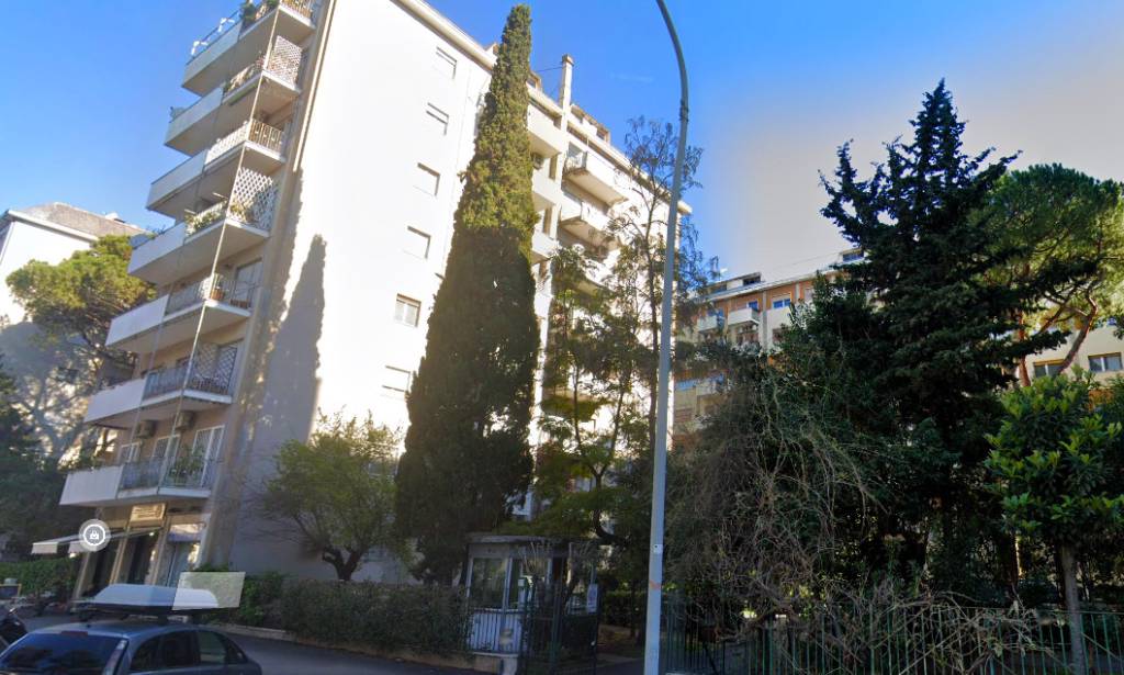 Appartamento in vendita a Roma viale Val Padana