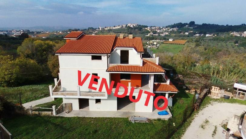 Villa Bifamiliare in vendita a Montesilvano