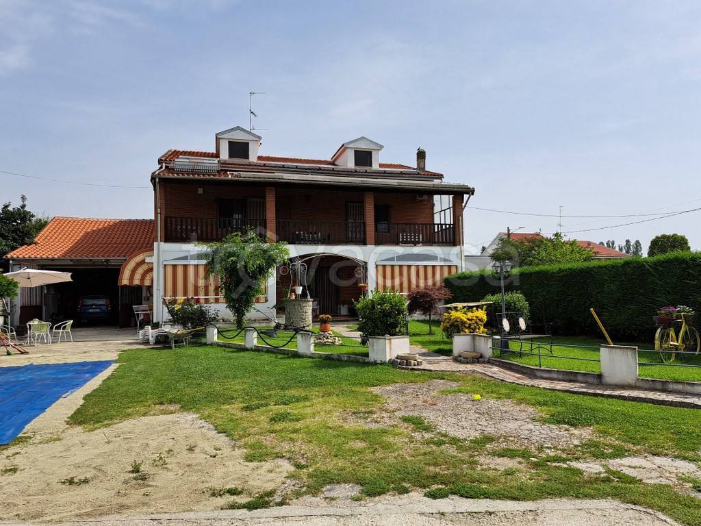 Villa Bifamiliare in vendita a Costanzana via Molino, 2