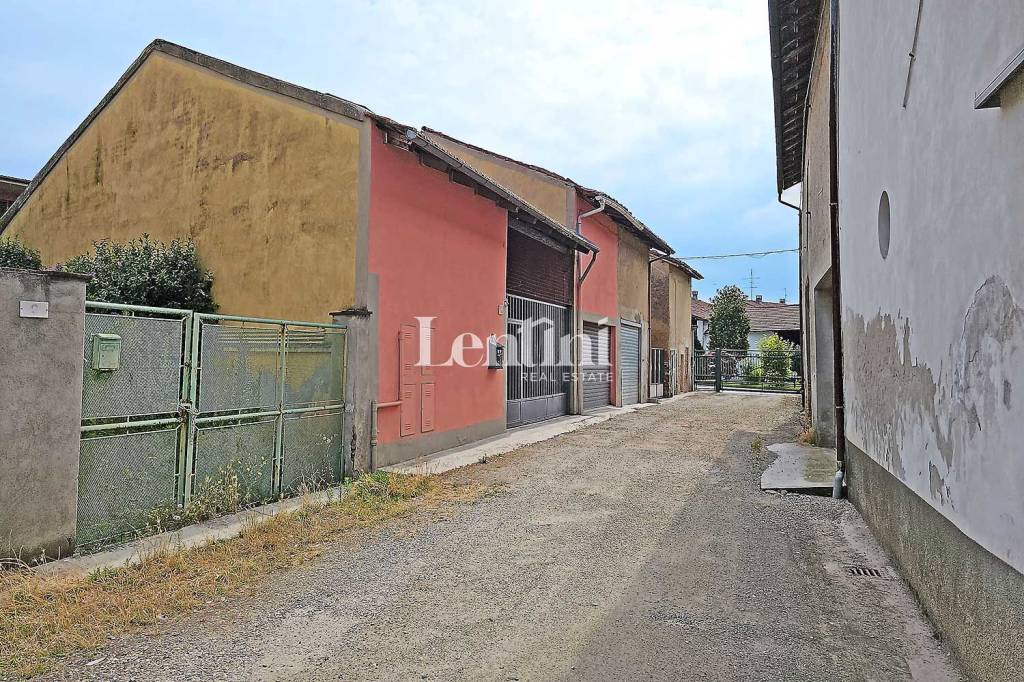 Villa in vendita a Borgo San Martino via Carlo Alberto, 17