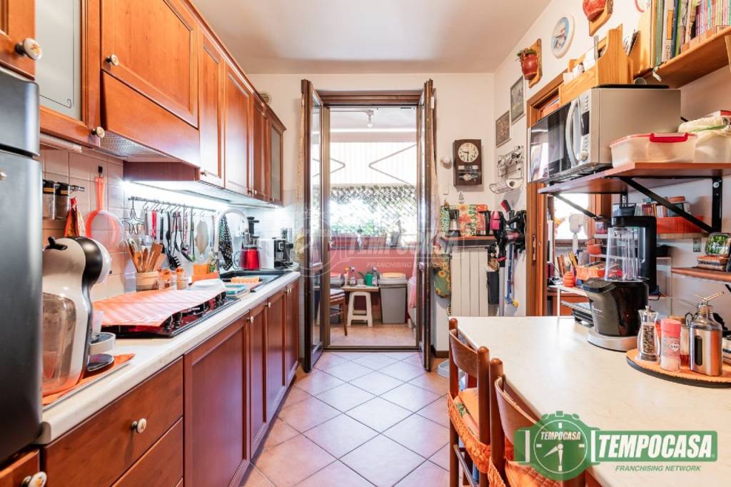 Appartamento in vendita a Caselle Lurani via Giuseppe Verdi, Cusanina 8