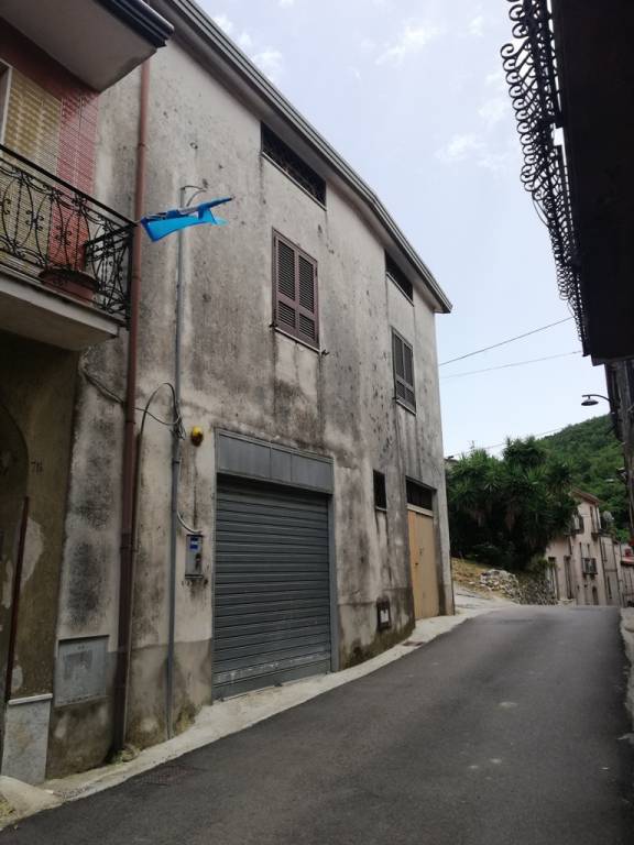 Casa Indipendente in vendita a Piana di Monte Verna strada Provinciale Piana di Caiazzo Villa Santa Croce